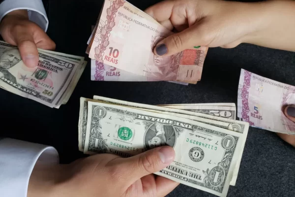 onde comprar dólar